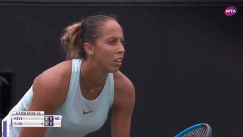 动中展现了 动中展现了