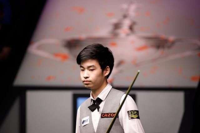 始向大威倾 始向大威倾