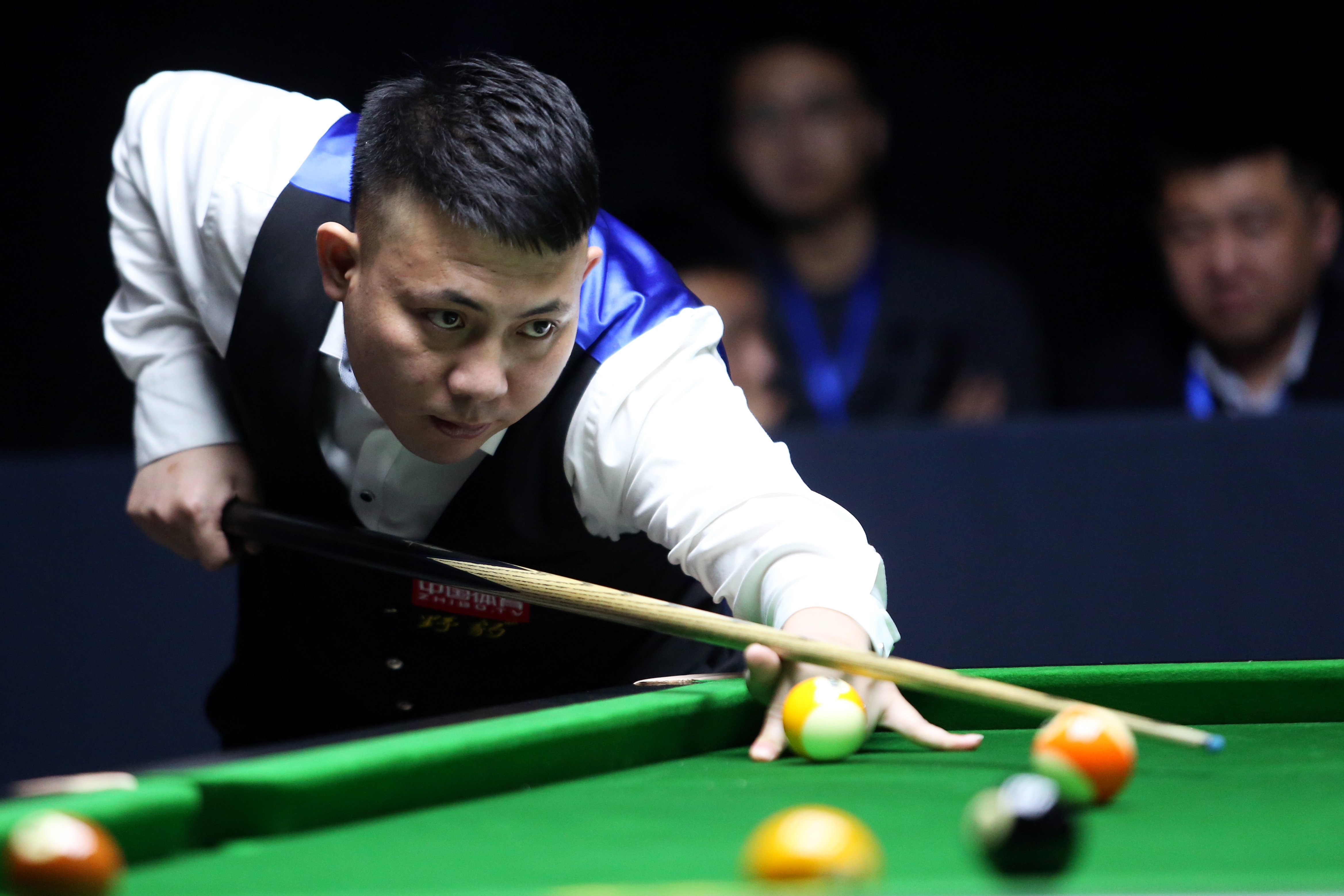 扰运动员比 扰运动员比