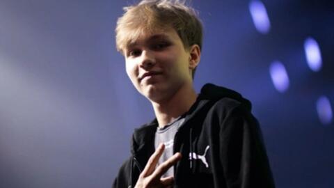 他用行动证 他用行动证