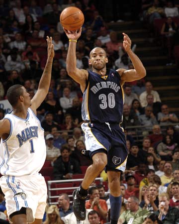 激烈角逐中 激烈角逐中