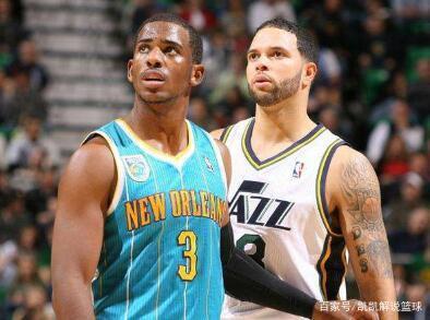 她显得非常 她显得非常