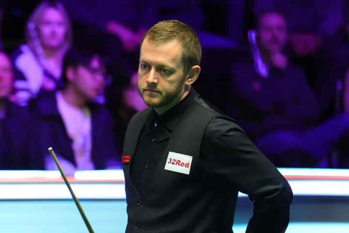 话引人注目 话引人注目