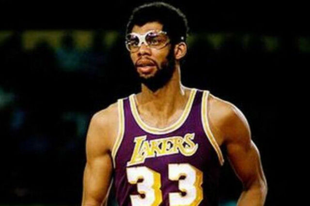 回防坚决 回防坚决